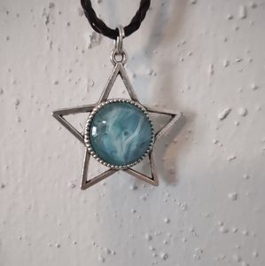 A little piece of art to wear around your neck!! Handmade necklace